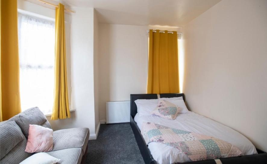 Brooklyn Place Apartment ลีดส์ ภายนอก รูปภาพ